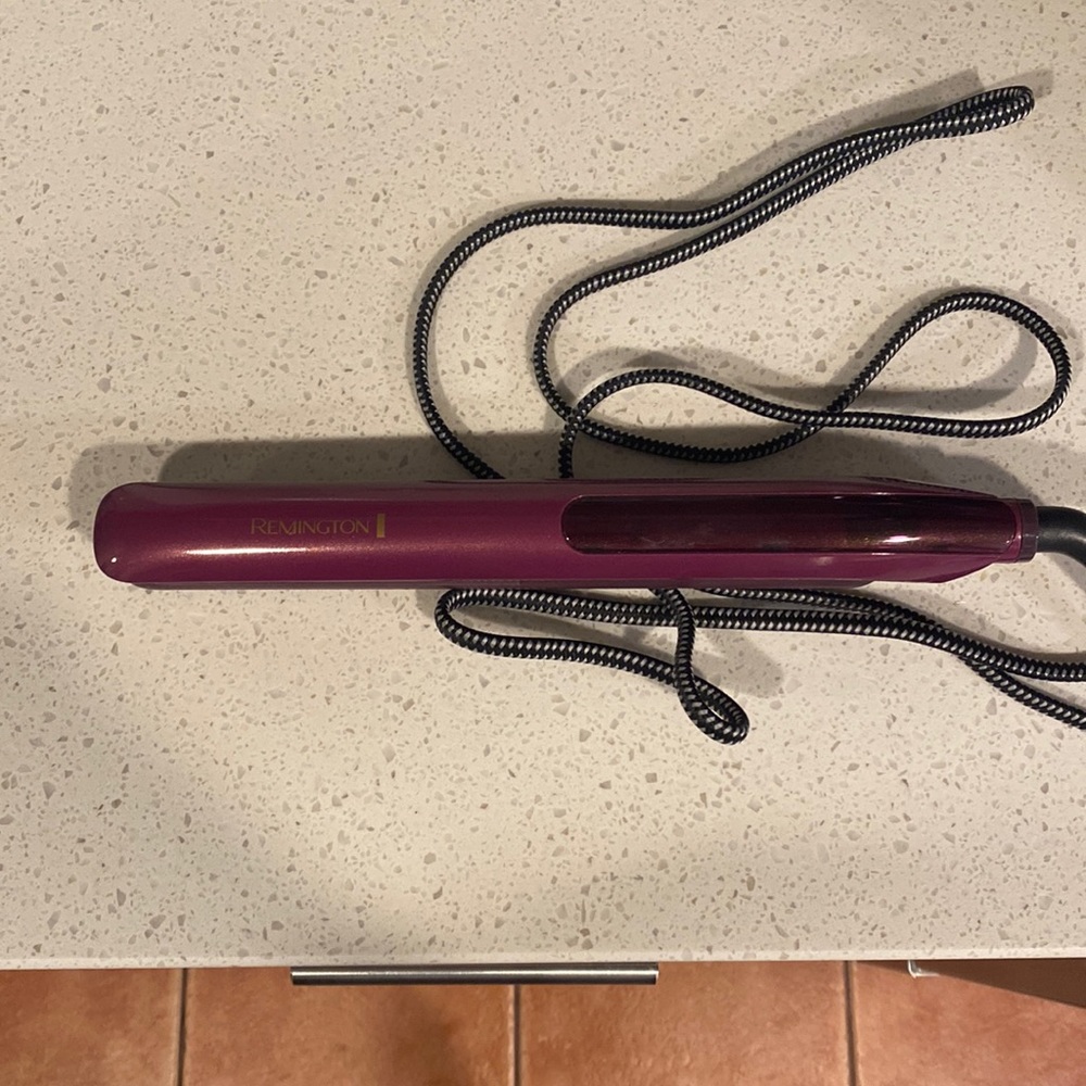 Remington Flat Iron